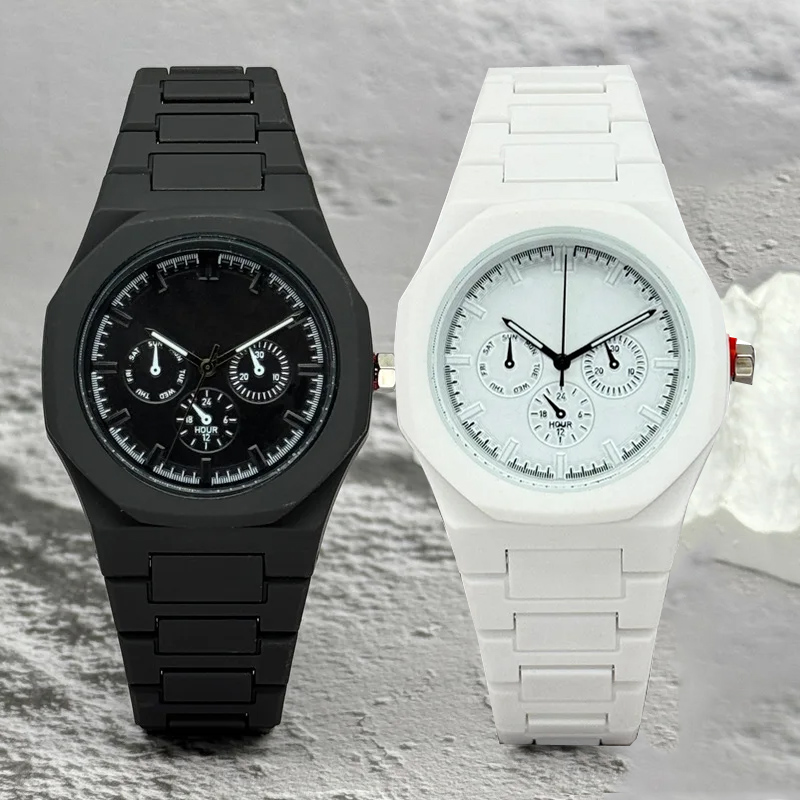 Luxury Watch Market - Berühmte Marke, gefälschte Uhr mit drei