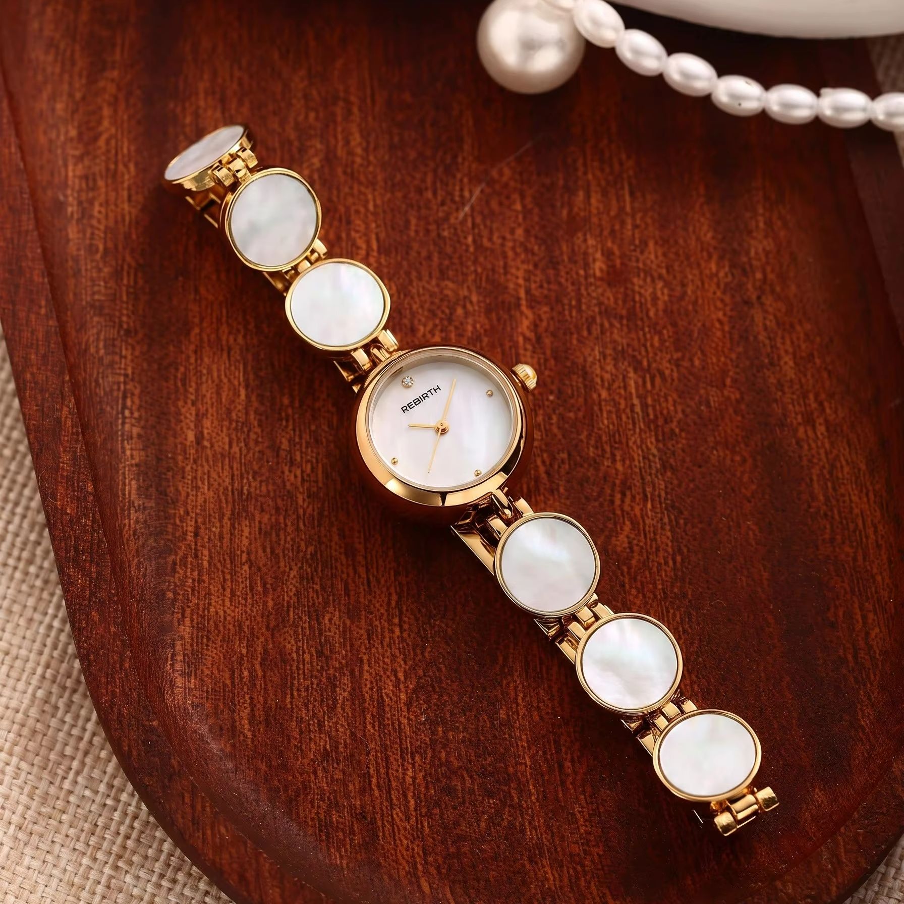 Luxuriöse Damen-Quarzuhr mit r – Luxury Watch Straps Bewertung und Preis