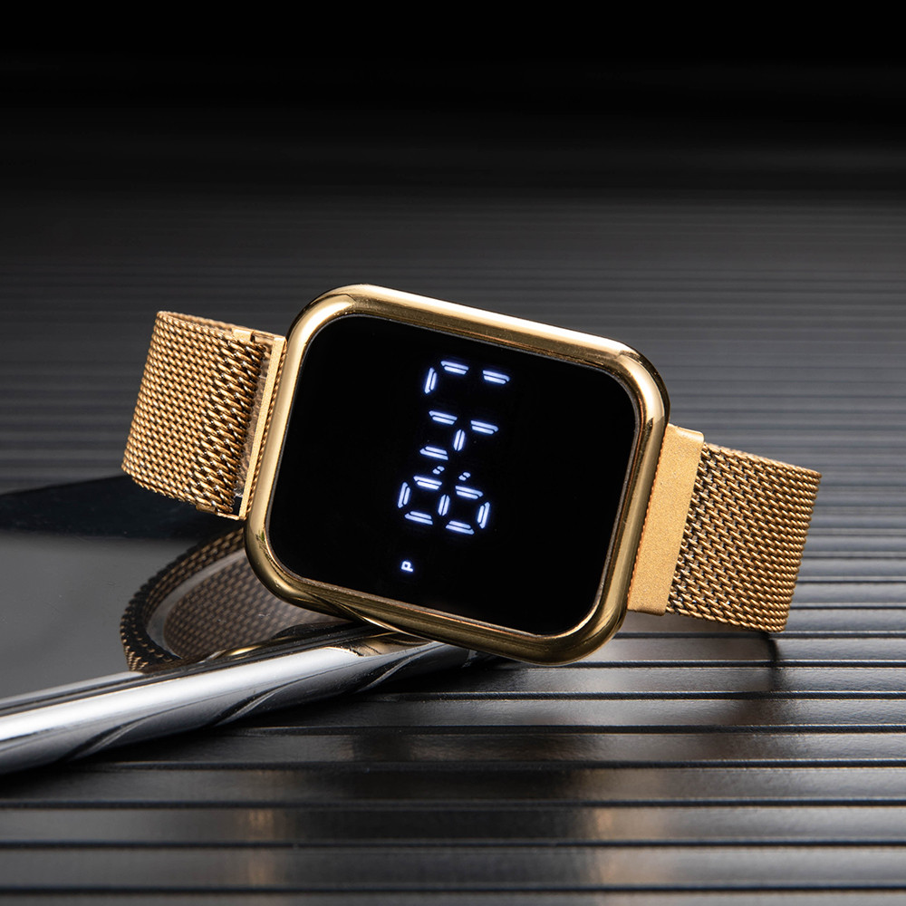 Mode Rechteck Digitale Uhren f – Luxury Watch Market Bewertung und Preis