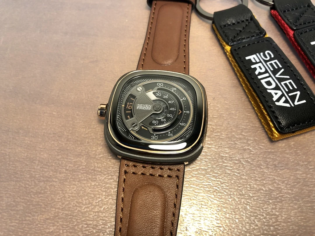 Sieben Friday Uhr m2b/01 Männe – Luxury Watch Low Price Bewertung und Preis